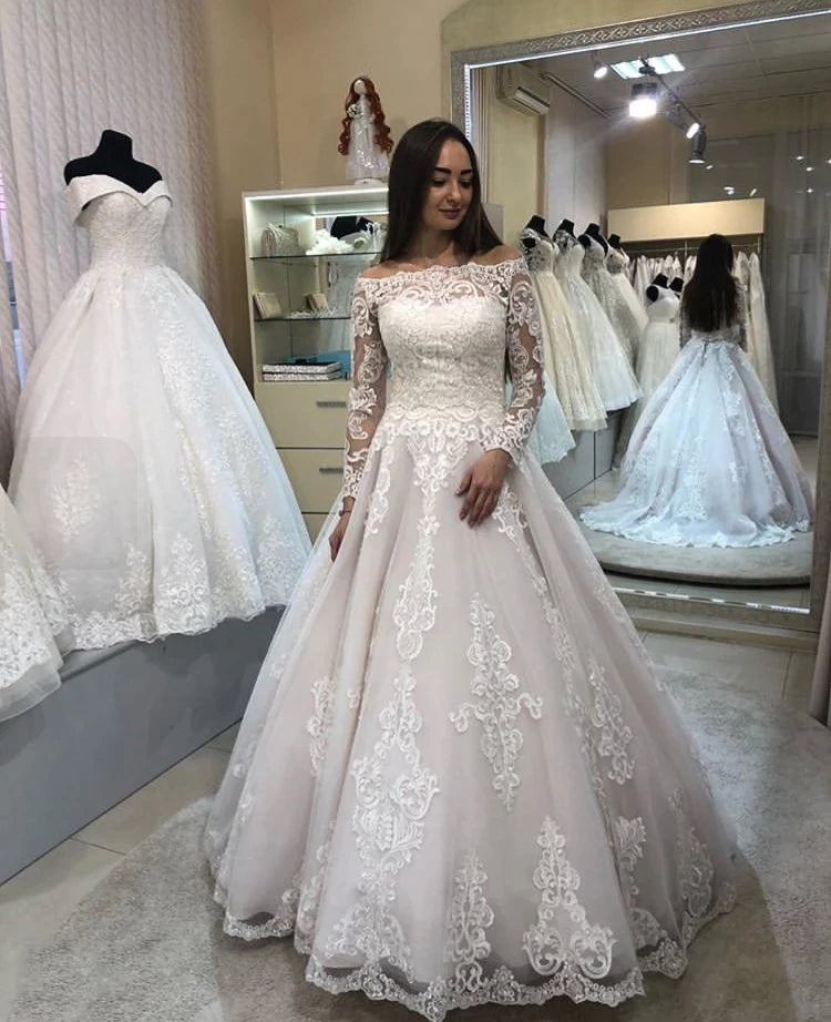 Boat neck long sleeve on sale wedding dress