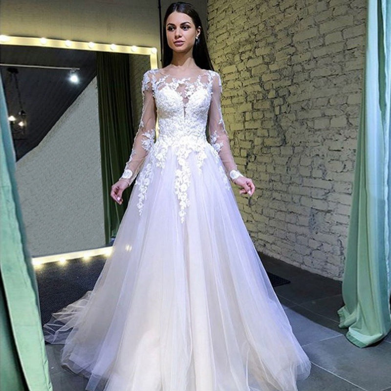 A Line Long Sleeves Round Neck Tulle Lace Appliques Wedding Dress OKP73