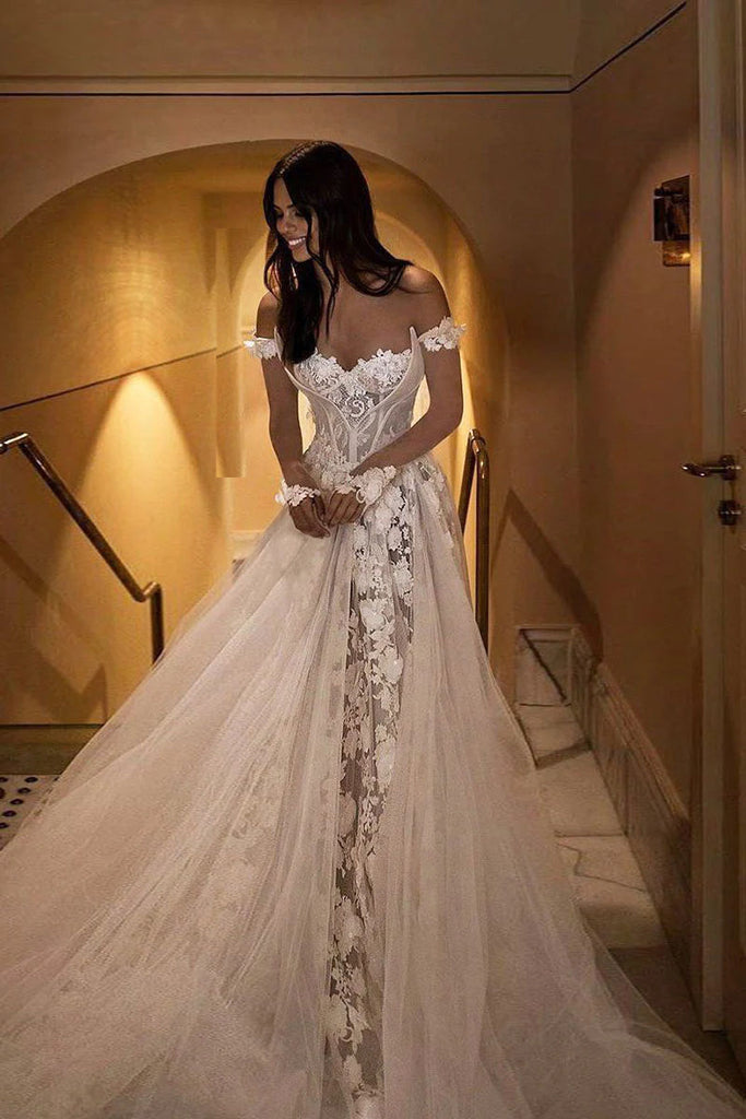 A-line Tulle Wedding Dress With Detachable Off The Shoulder Long