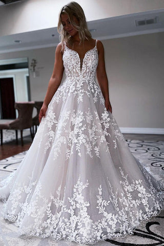 Charming Ball Gown V Neck Tulle Wedding Dress with Appliques N107