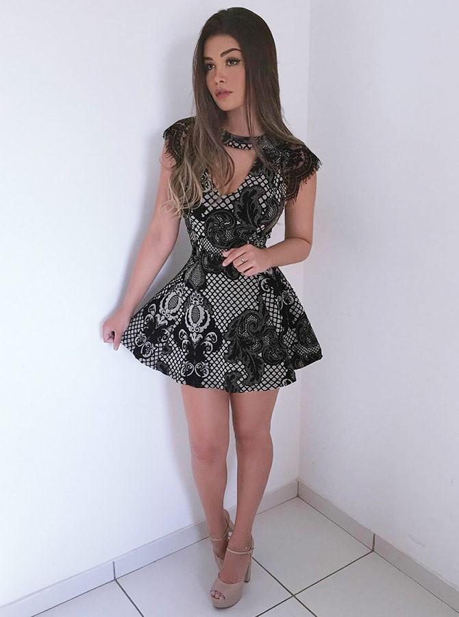 Jewel Short Mini Dress Cap Sleeve Black Lace Appliques Party Dresses OKM41