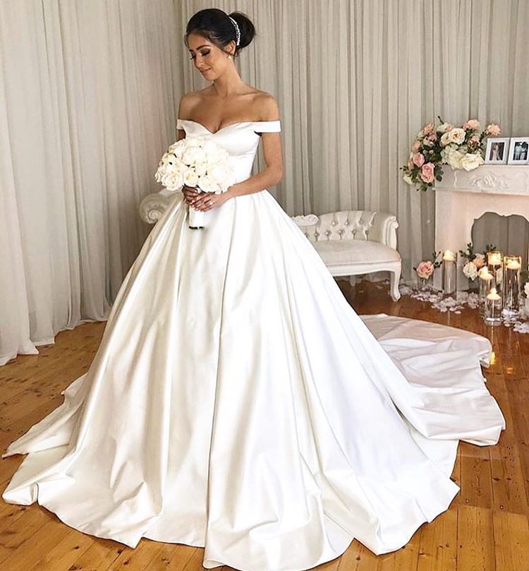 Charming Simple Style Satin Ball Gown Wedding Dress Modest Bridal Dress OKD98