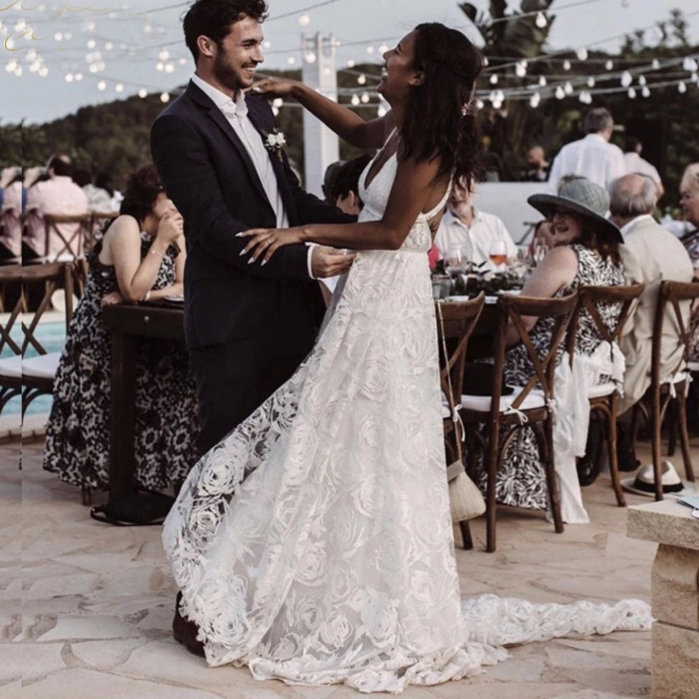 Sexy Beach Ivory Lace Wedding Dress With Slit Backless Boho Bridal Dress OKW55