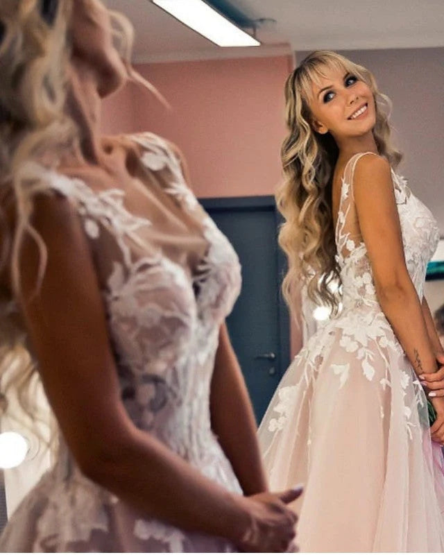 A-line Tulle Open Back Beach Wedding Dress Lace Appliques Princess Bridal Gowns OK1644