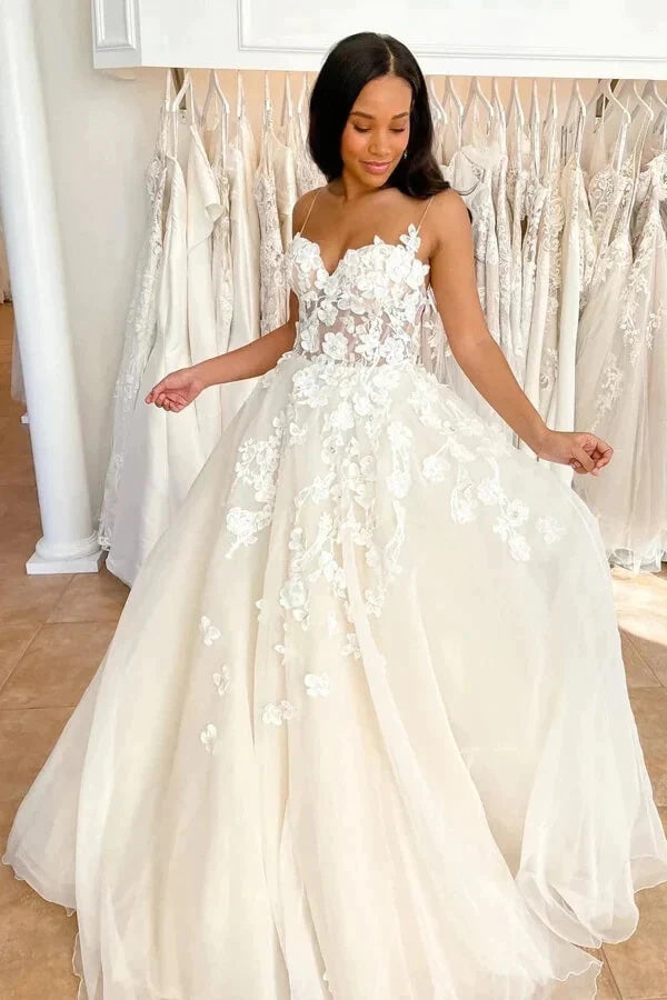 Fashion Tulle A-line Spaghetti Straps Sweetheart Lace Appliques Wedding Dresses OK1763