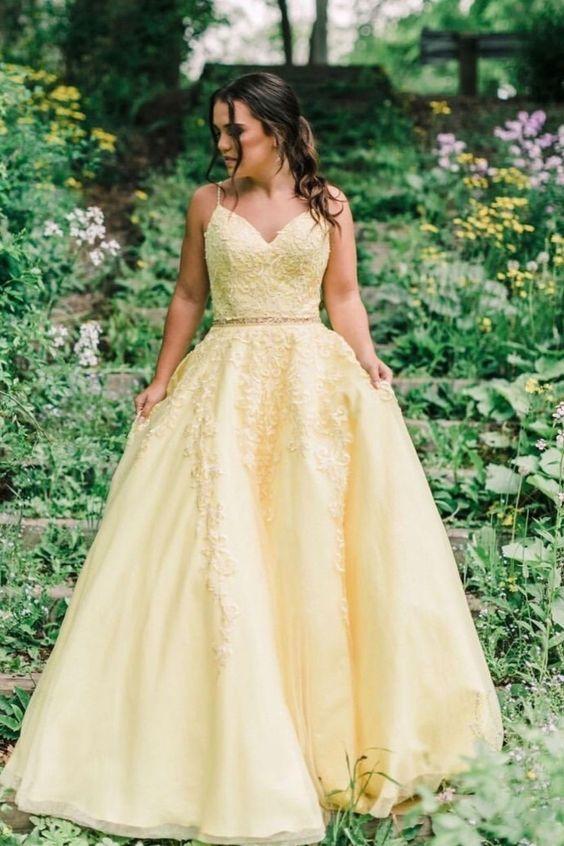 Princess A Line Yellow Lace Appliqued Tulle Long Prom Gowns Sweet 16 Dress OK1027