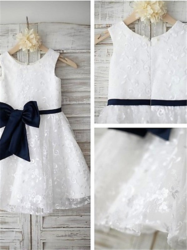 White A-line Scoop Sleeveless Bowknot Floor-Length Lace Flower Girl Dress OK725