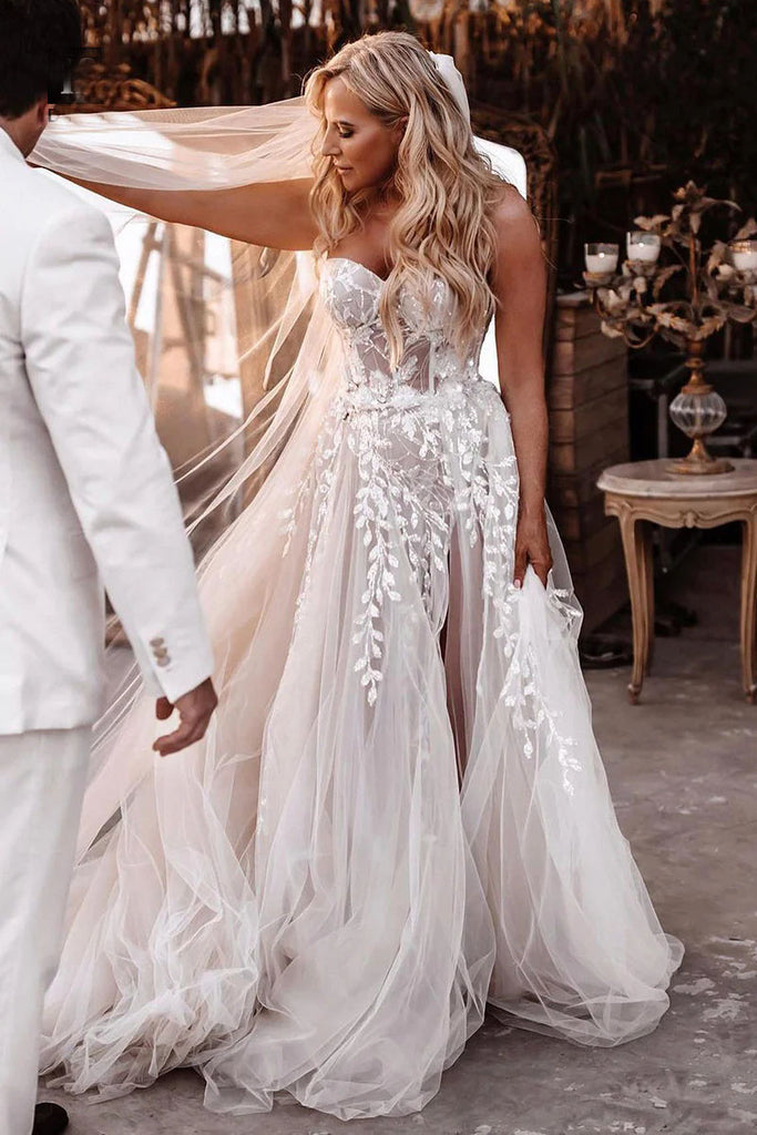 A line sales bohemian wedding dress