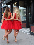 Red Lace Applique Beaded Homecoming Dress V Neck Tulle Short Prom Dress OKO11